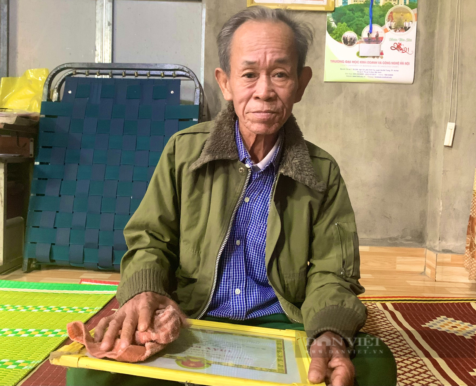 Một trưởng bản ở Quảng Bình hiến hàng nghìn m2 đất xây trường học, đưa con chữ về làng - Ảnh 2.