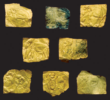 Sưu tập vàng lá ở Tiền Giang, mặt nạ vàng ở Vũng Tàu được công nhận Bảo vật Quốc gia - Ảnh 3.