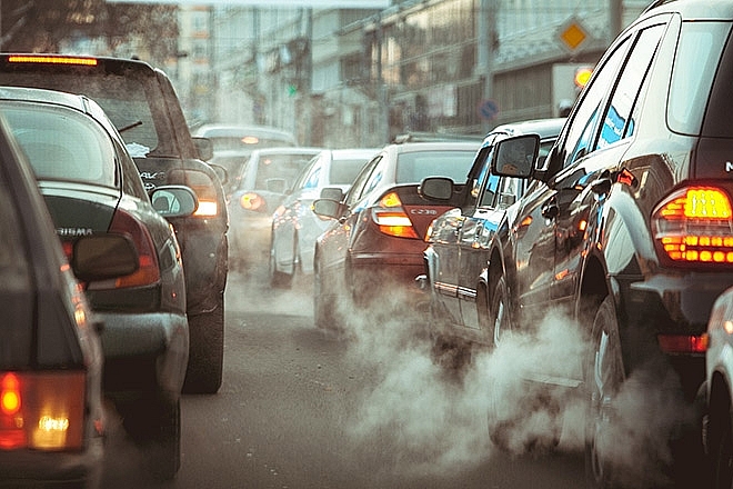 Từ 1/1/2022, các xe ô tô ở Việt Nam phải đạt tiêu chuẩn khí thải Euro 5 - Ảnh 1.