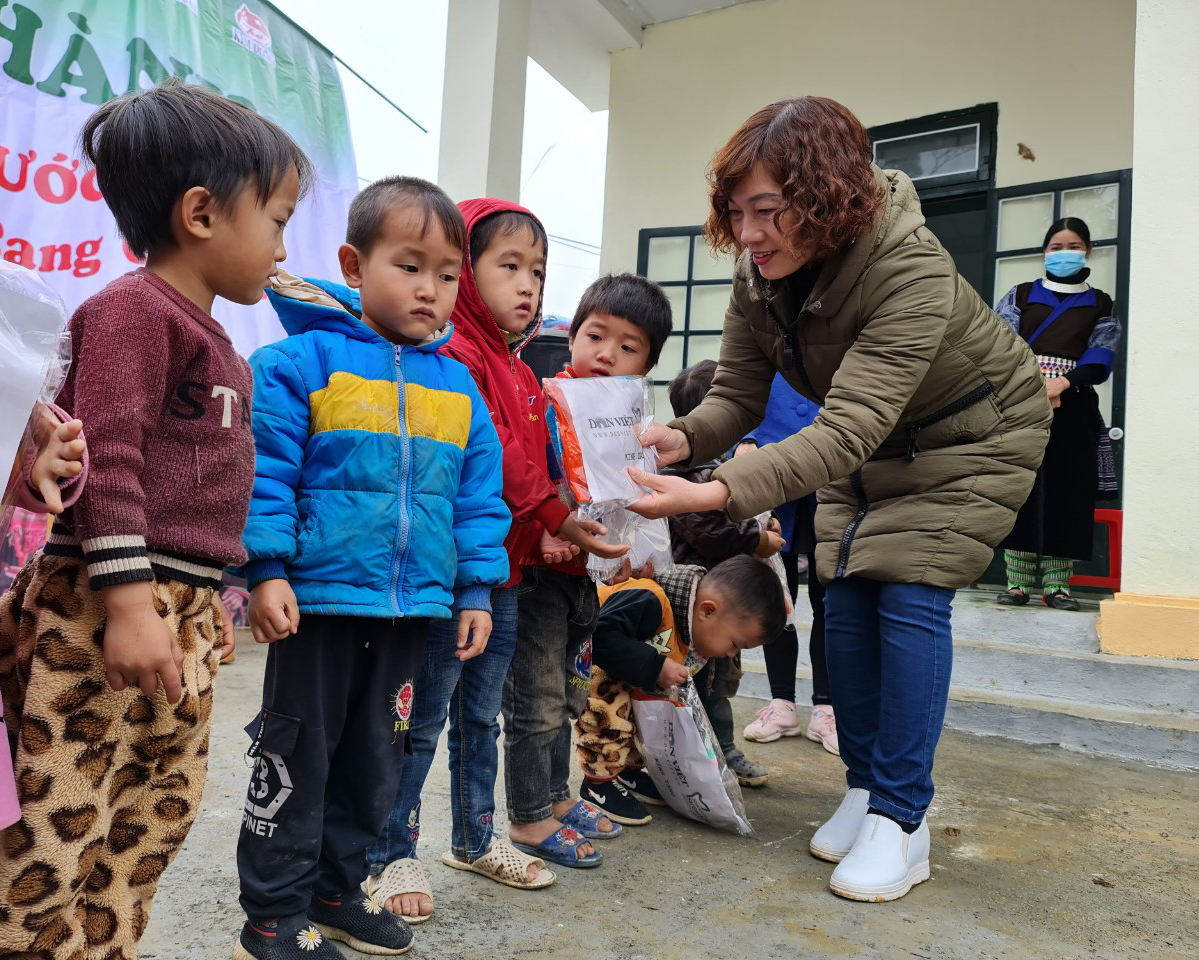 Khánh thành “Điểm trường mơ ước&quot; Tà Dông - nơi xa nhất Yên Bái - Ảnh 7.