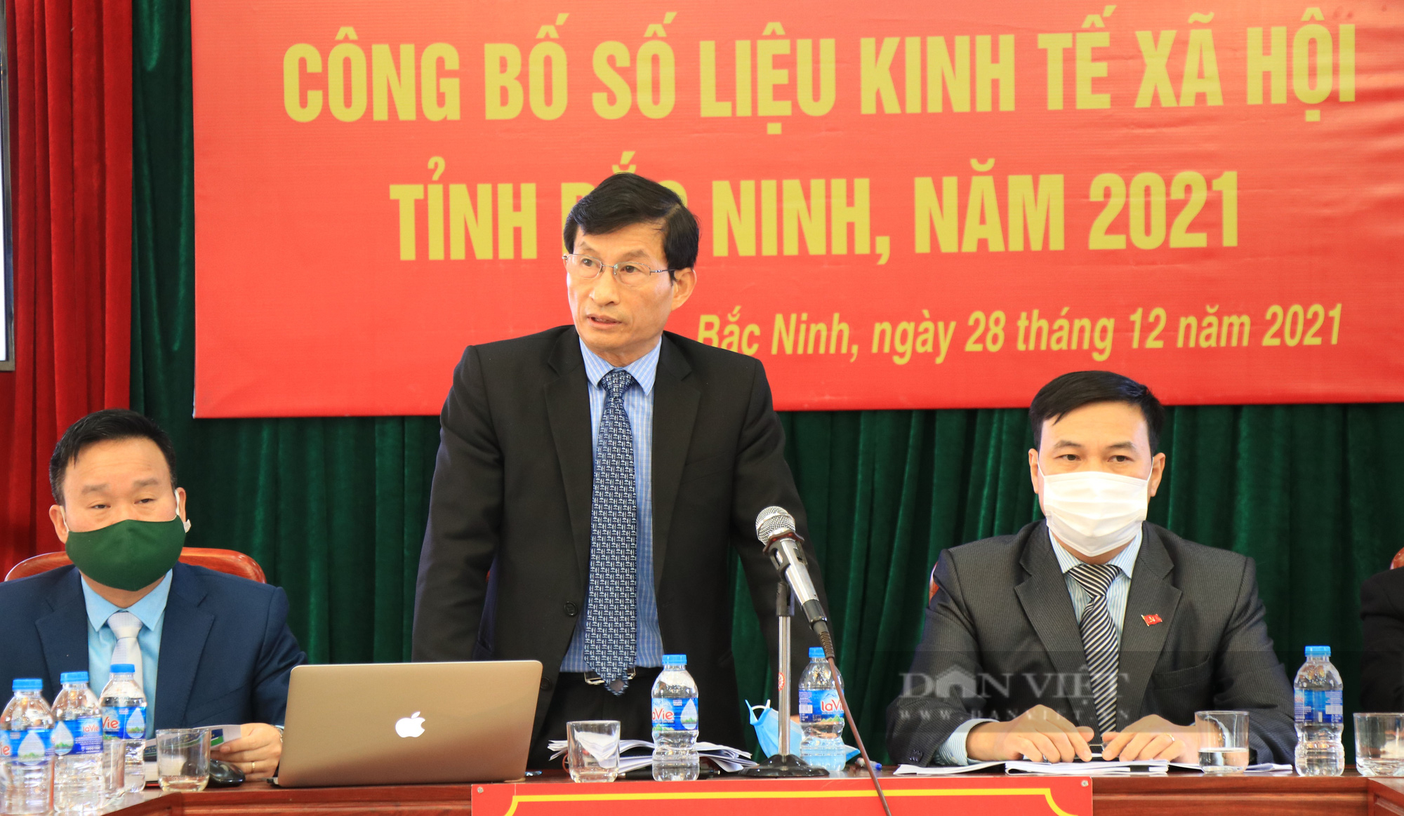 Bắc Ninh dẫn đầu cả nước về sản xuất công nghiệp và xuất nhập khẩu - Ảnh 1.