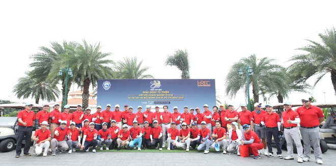 144 golfer tham gia giải đấu từ thiện để xây cầu và kết nối đầu tư - Ảnh 2.