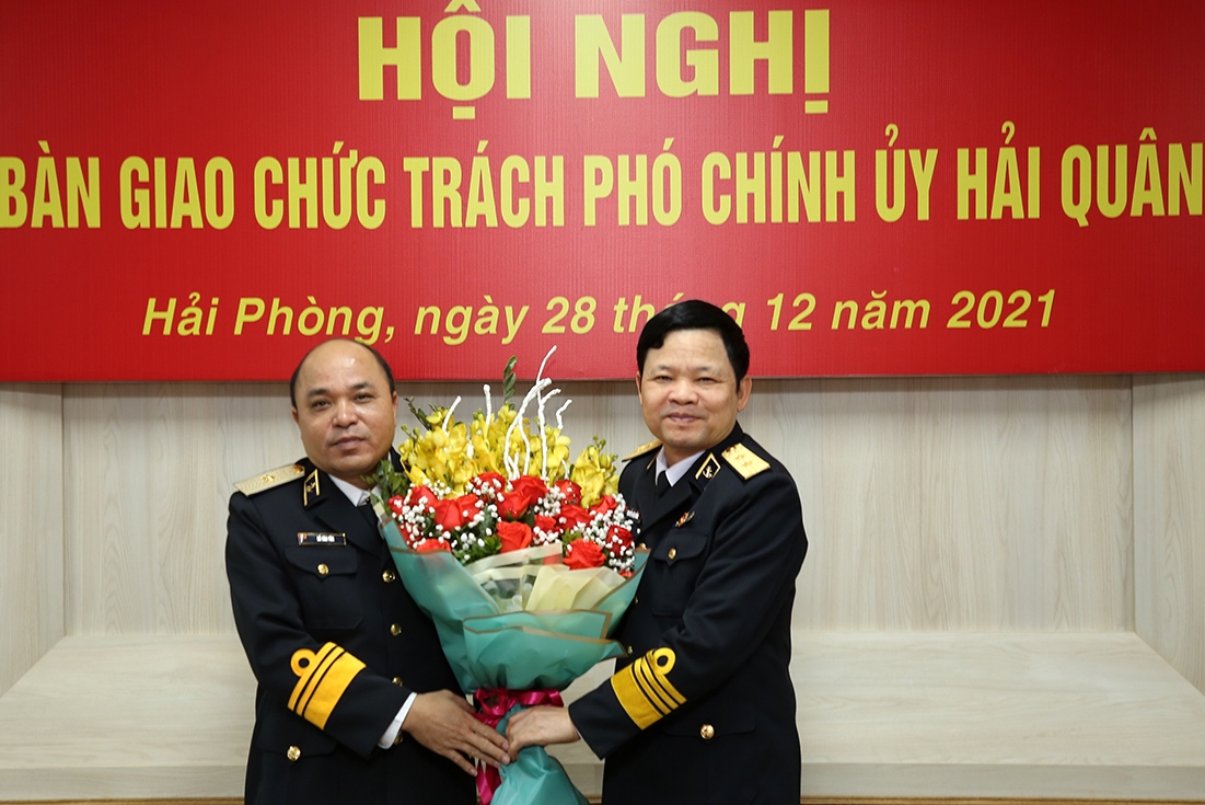 Chuẩn Đô đốc Đỗ Văn Yên đảm nhiệm Phó Chính ủy Hải quân từ từ 1/1/2022 - Ảnh 1.