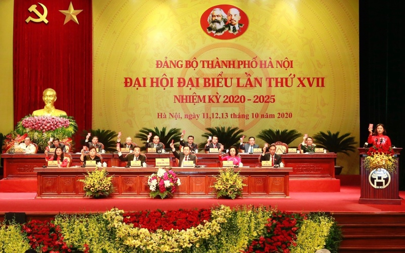 Tàu Cát Linh - Hà Đông chính thức hoạt động lọt top 10 sự kiện nổi bật của Thủ đô Hà Nội năm 2021 - Ảnh 1.