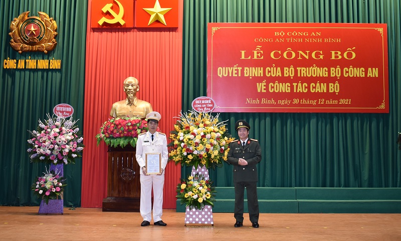 Công an tỉnh Ninh Bình có tân Phó Giám đốc - Ảnh 1.