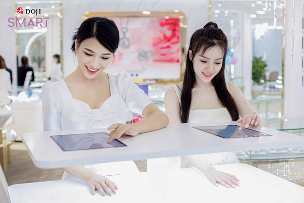 DOJI Smart ra mắt trung tâm thứ hai tại Đà Nẵng, khách hàng thích thú trải nghiệm - Ảnh 7.