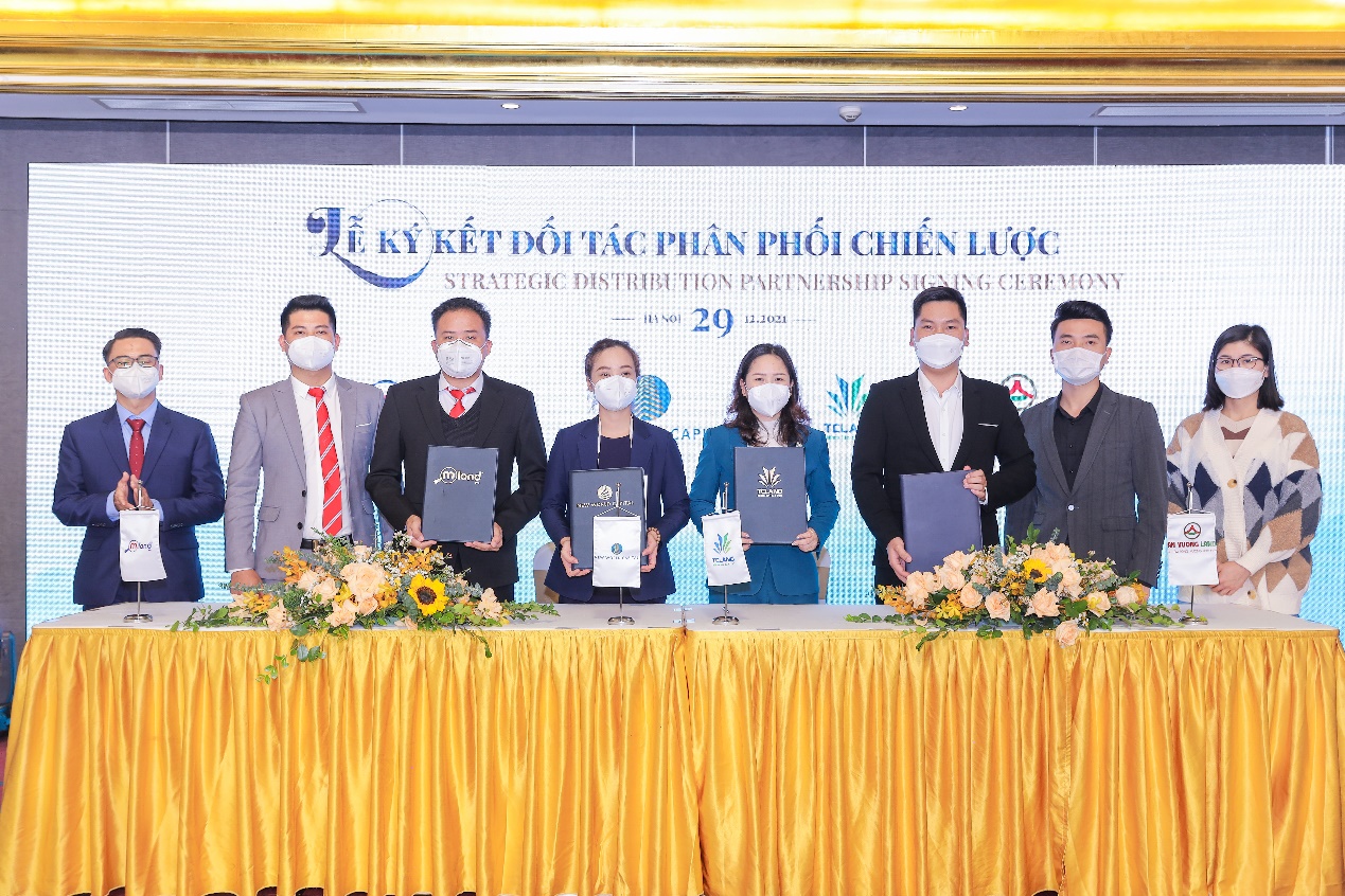 Ra mắt 12 đối tác phân phối chiến lược dự án Cam Ranh Bay Hotels & Resorts - Ảnh 1.
