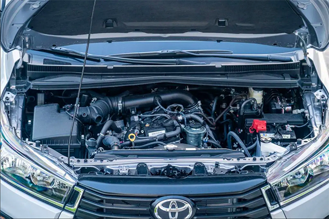 Giá lăn bánh Toyota Innova giảm sâu tháng 12/2021, liệu có cạnh tranh được Xpander - Ảnh 11.