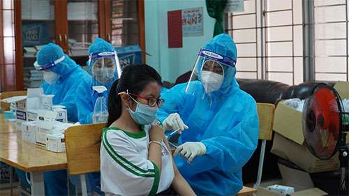 Số nghi nhiễm Covid-19 cao kỷ lục ở Bình Thuận 626 ca trong buổi sáng - Ảnh 2.