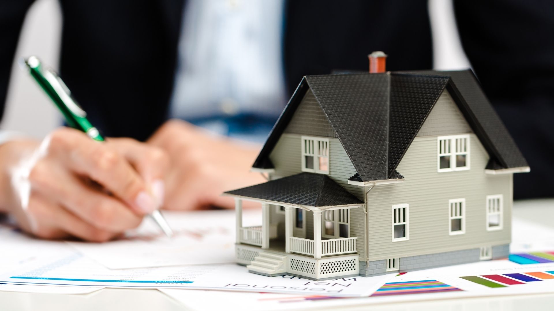 4 chính sách về đất đai, nhà ở người có công cần biết - Ảnh 1. 4 chính sách về đất đai, nhà ở người có công cần biết - Ảnh 1.