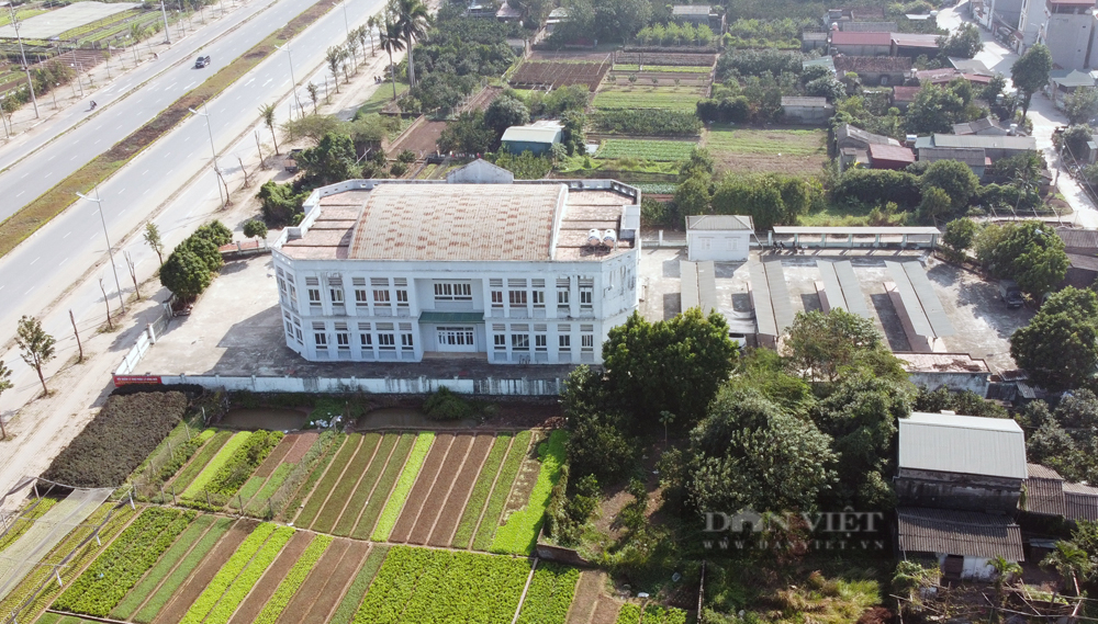 &quot;Chuyện lạ&quot; ở Hà Nội: Chợ xây xong khang trang mời tiểu thương về kinh doanh nhưng... vẫn &quot;vắng như chùa bà Đanh&quot; - Ảnh 13.