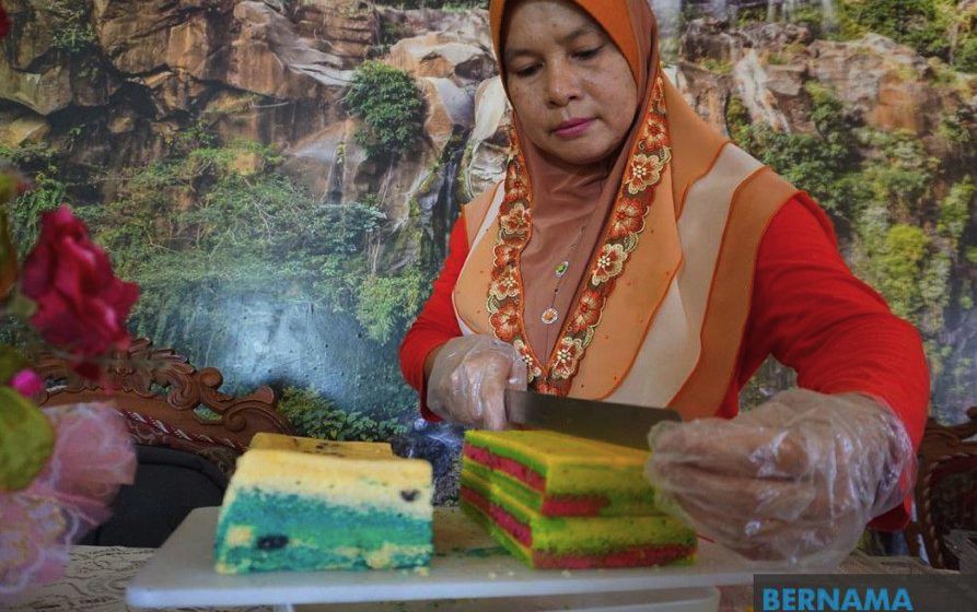 Đặc sản bánh nghìn lớp của Malaysia - Ảnh 6.