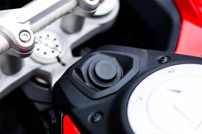 Ducati Multistrada V4 S thế hệ mới có radar, giá 899 triệu đồng  - Ảnh 10.
