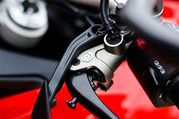 Ducati Multistrada V4 S thế hệ mới có radar, giá 899 triệu đồng  - Ảnh 5.