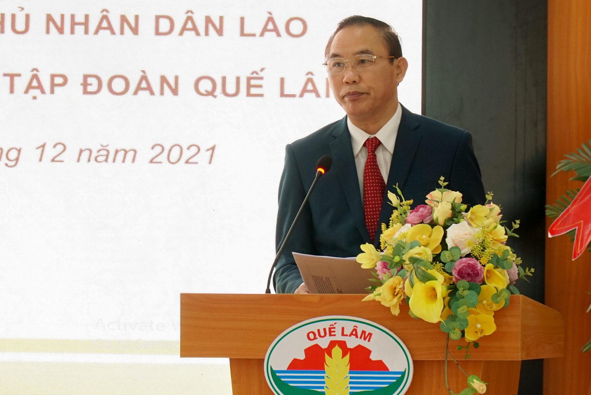 Ảnh: Chủ tịch Quốc hội Lào tham quan mô hình nông nghiệp hữu cơ tại Việt Nam  - Ảnh 3.