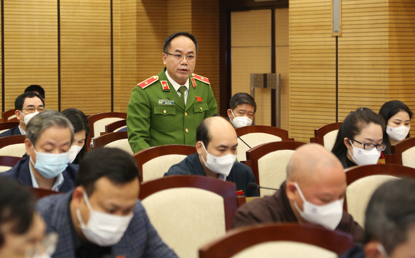 Thiếu tướng Nguyễn Thanh Tùng đề xuất lắp camera an ninh trong thành phố Hà Nội - Ảnh 1.