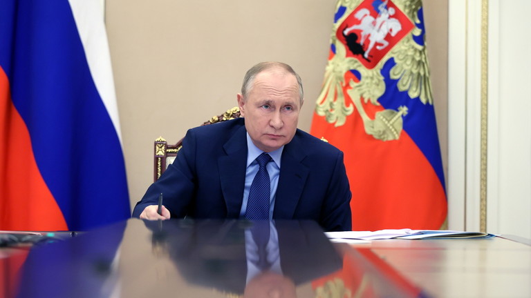 Putin tuyên bố nóng về NATO - Ảnh 1.