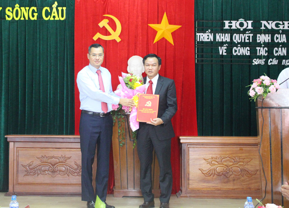 Thủ tướng Phạm Minh Chính phê chuẩn kết quả bầu Phó Chủ tịch tỉnh 50 tuổi - Ảnh 1.