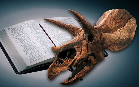 Kinh thánh bác bỏ thuyết tiến hóa khoa học của khủng long?