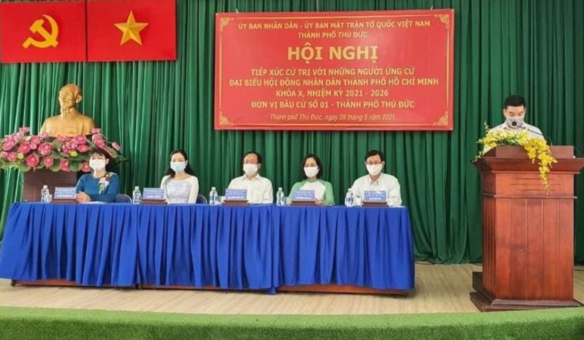 NSƯT Hạnh Thúy: &quot;Khi tiếp xúc cử tri, tôi nhận không ít ánh mắt nghi ngờ&quot; - Ảnh 2.