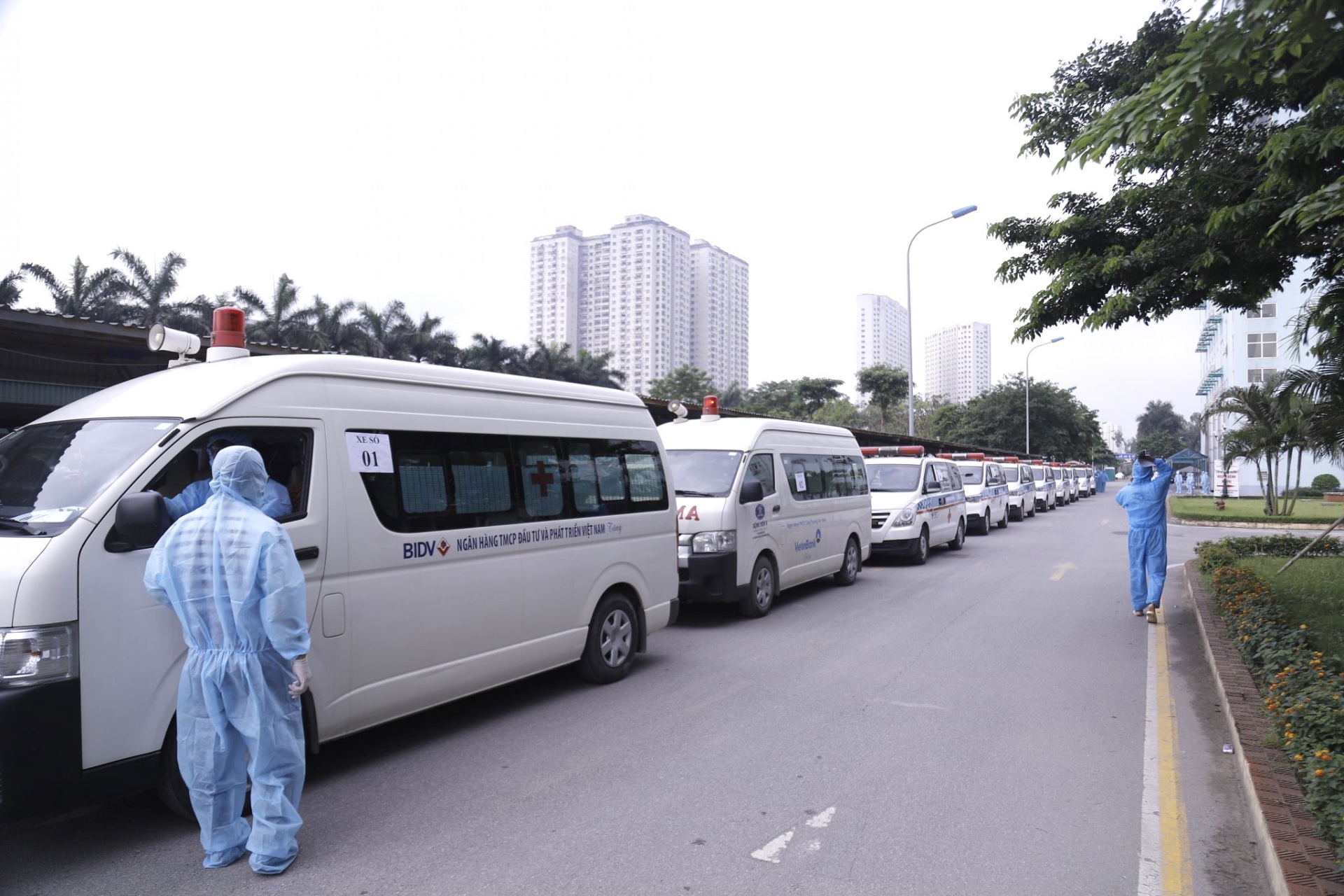 10.000 suất ăn được phục vụ mỗi ngày trong khu cách ly  Bệnh viện K - Ảnh 6.