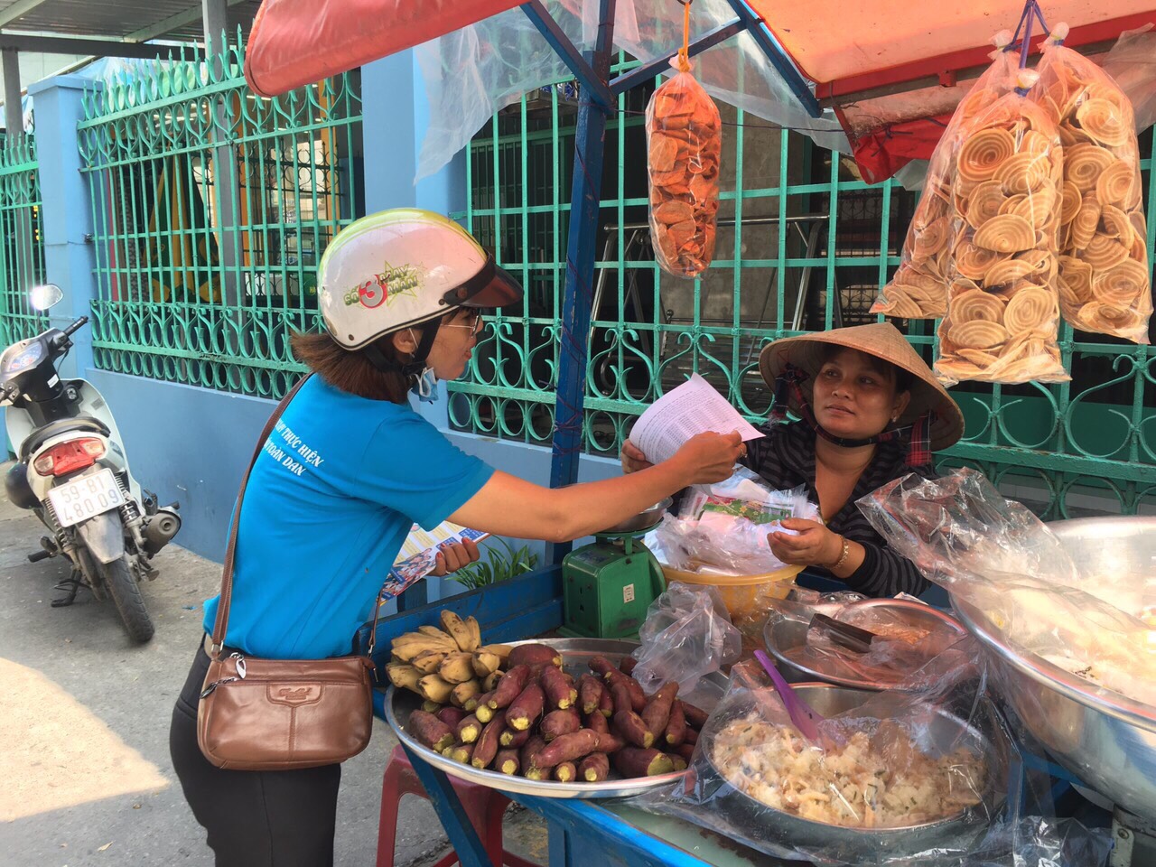 Linh hoạt, sáng tạo trong phát triển người tham gia BHXH tự nguyện - Ảnh 1.