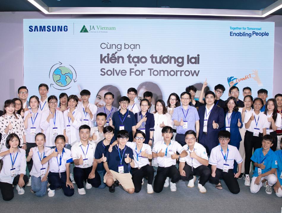 Solve for Tomorrow 2021 ươm mầm sáng tạo cho học sinh - Ảnh 1.