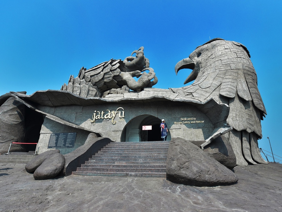Đây là tượng đài đại bàng lớn nhất thế giới nằm ở Ấn Độ - Ảnh 6.