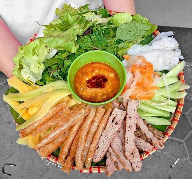 5 đặc sản đường phố Nha Trang ngon như nhà hàng cao cấp được báo Tây khen nức tiếng - Ảnh 3.