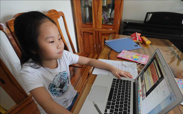 Hà Nội: Trường đủ điều kiện được tổ chức kiểm tra định kỳ trực tuyến