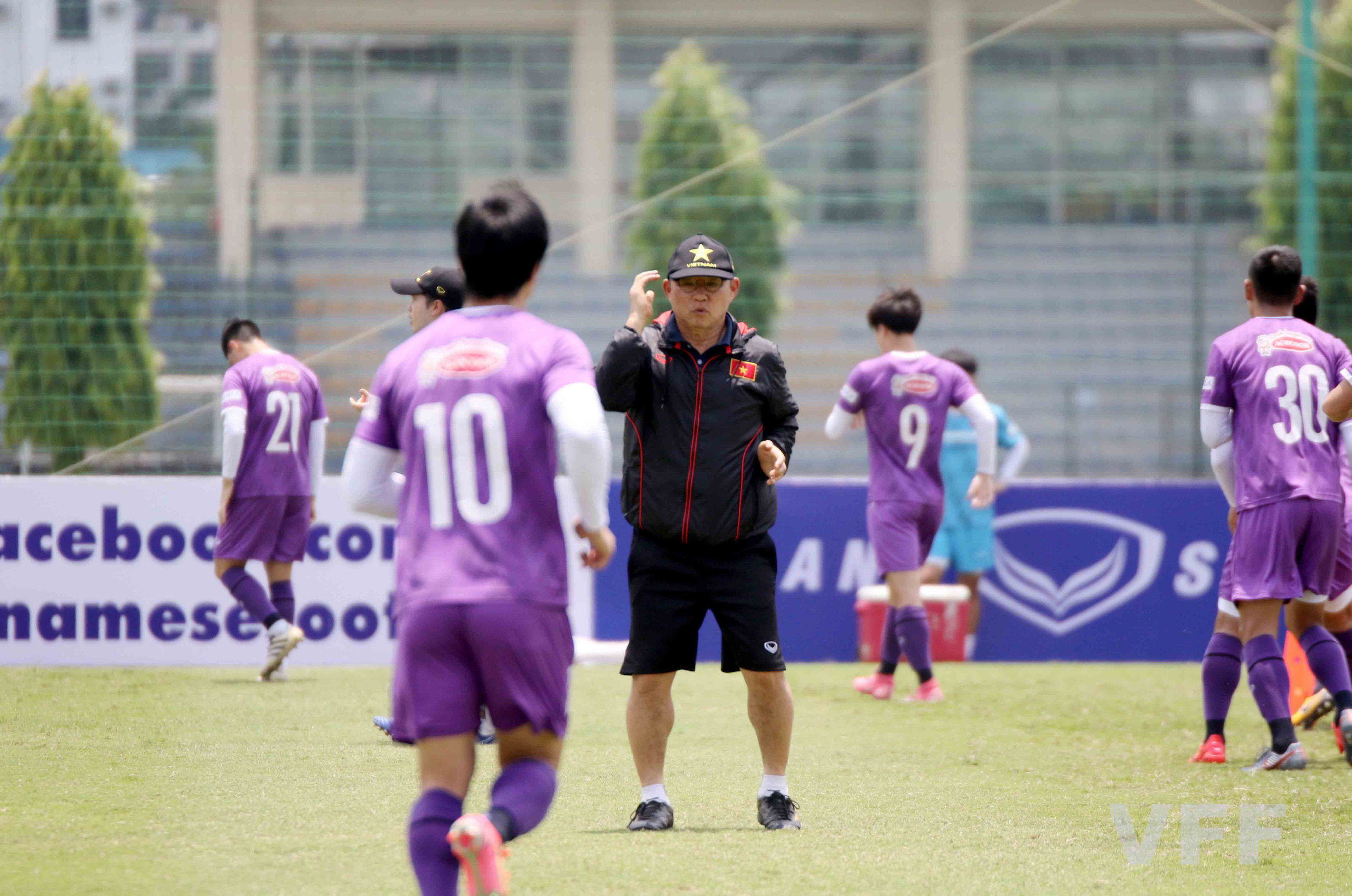 Thầy Park đón tin vui từ Đoàn Văn Hậu - Ảnh 9.