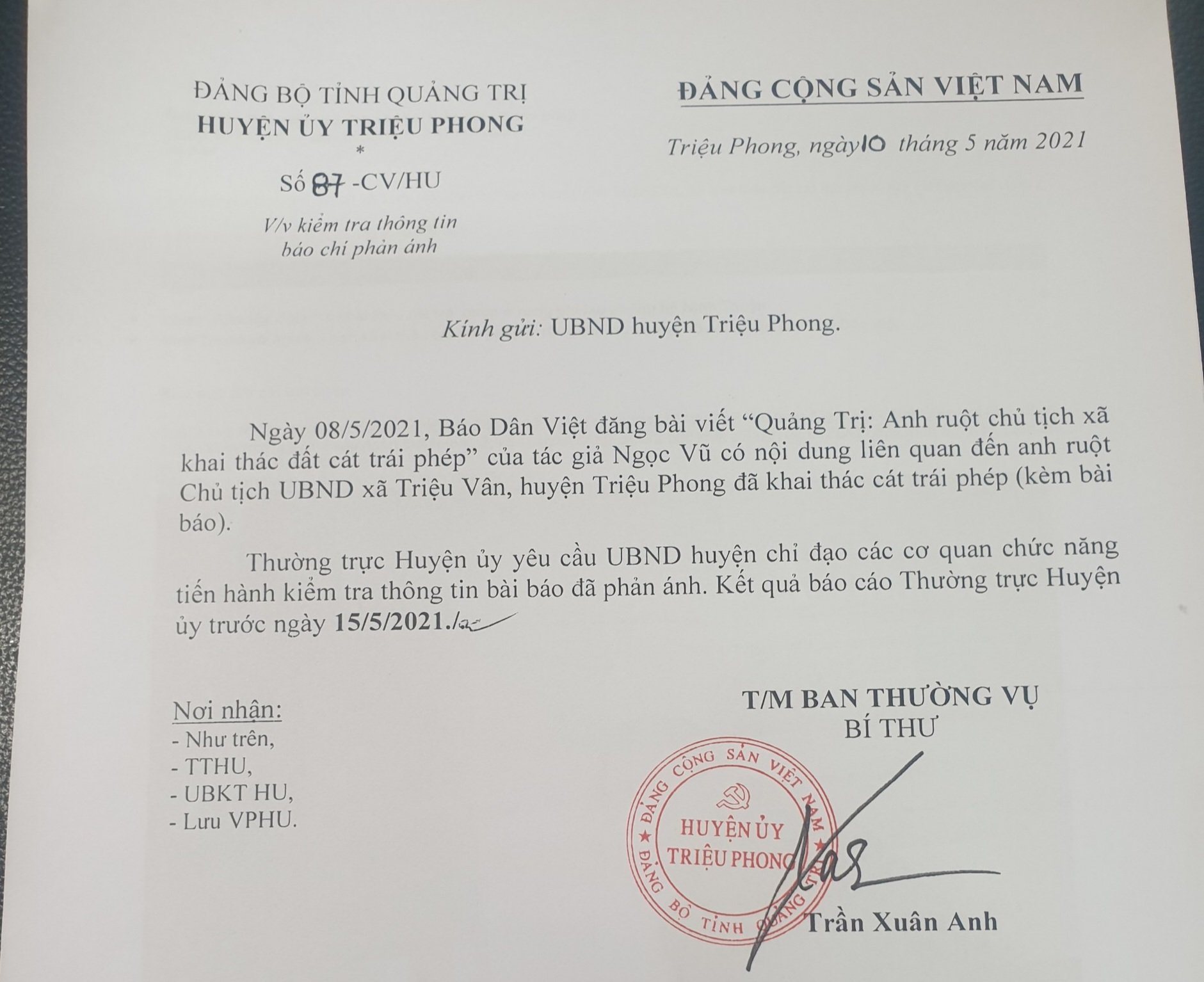 Vụ anh ruột Chủ tịch xã khai thác đất cát trái phép: Hứa một đường làm một nẻo - Ảnh 2.