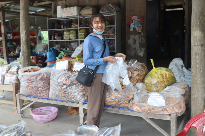 Lạ lùng ngôi chợ lạ ở Yên Bái, gi gỉ gì gi cái gì cũng đồng giá 5.000 đồng - Ảnh 5.