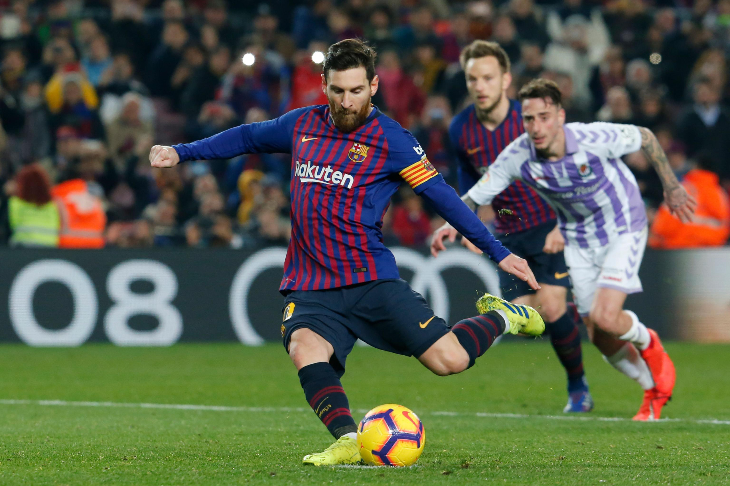 Top 5 siêu sao sút hỏng phạt đền nhiều nhất thế kỷ 21: Messi &quot;vô đối&quot; - Ảnh 1.