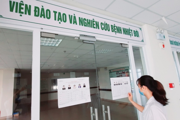 Bệnh viện điều trị bệnh nhân Covid-19 đang cách ly y tế sẽ bầu cử như thế nào?  - Ảnh 2.