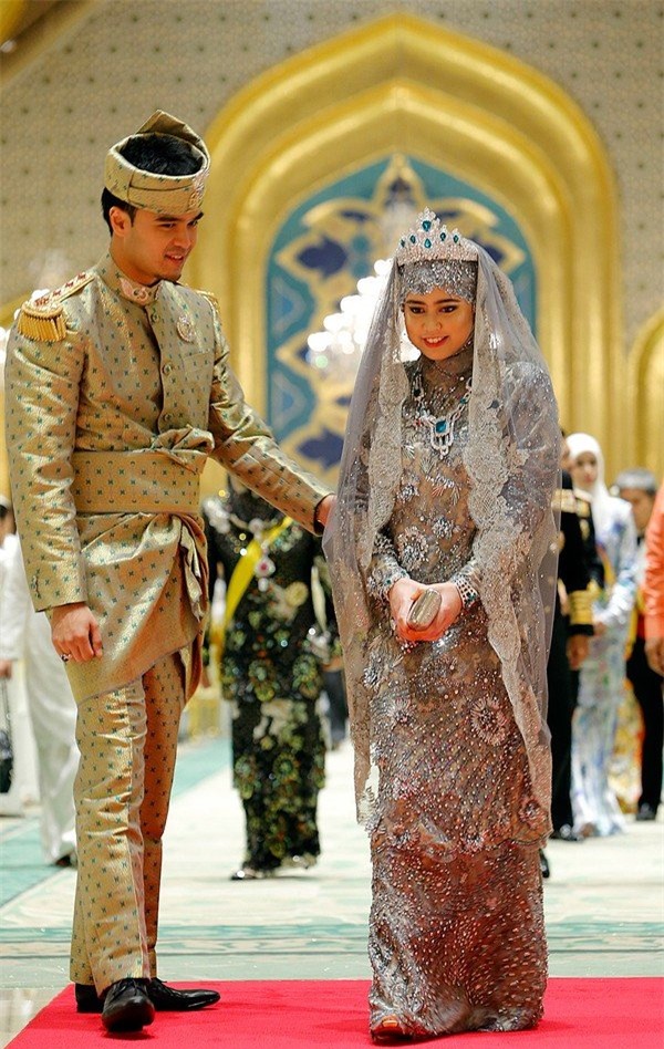 10 phụ nữ giàu có và xinh đẹp nhất thế giới Hồi giáo: Brunei có 2 người - Ảnh 7.