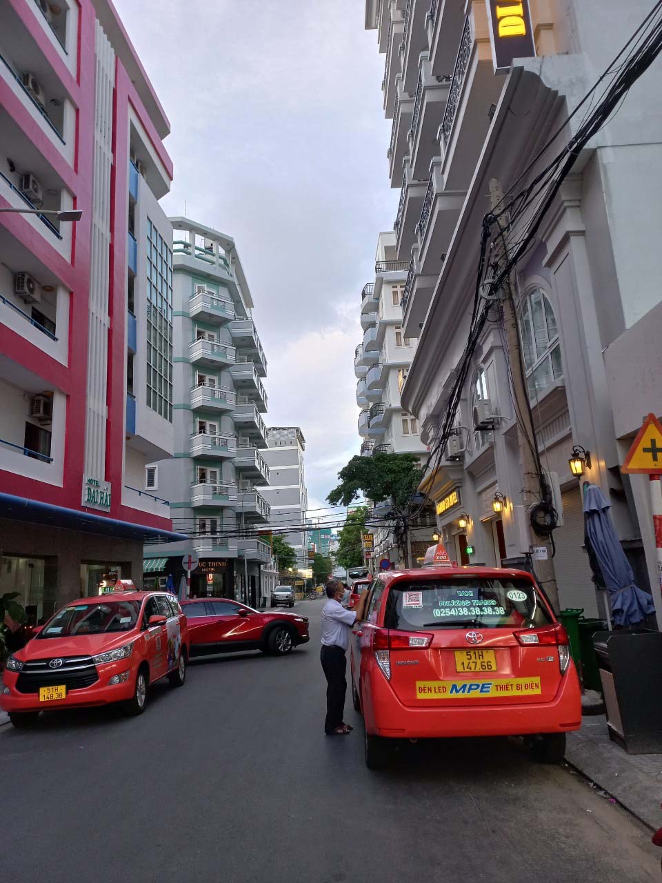 Vũng Tàu: Hàng loạt các khách sạn, resort tạm đóng cửa chưa biết đến thời điểm nào mở lại - Ảnh 5.