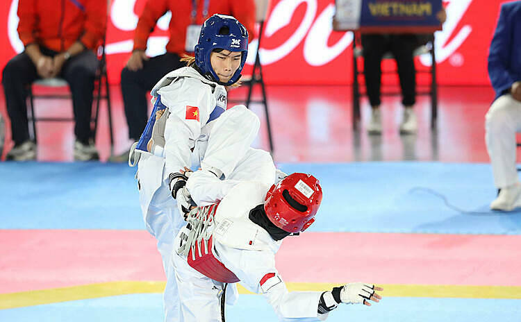 &quot;Cô gái vàng&quot; Taekwondo giành tấm vé thứ 9 dự Olympic Tokyo - Ảnh 3.