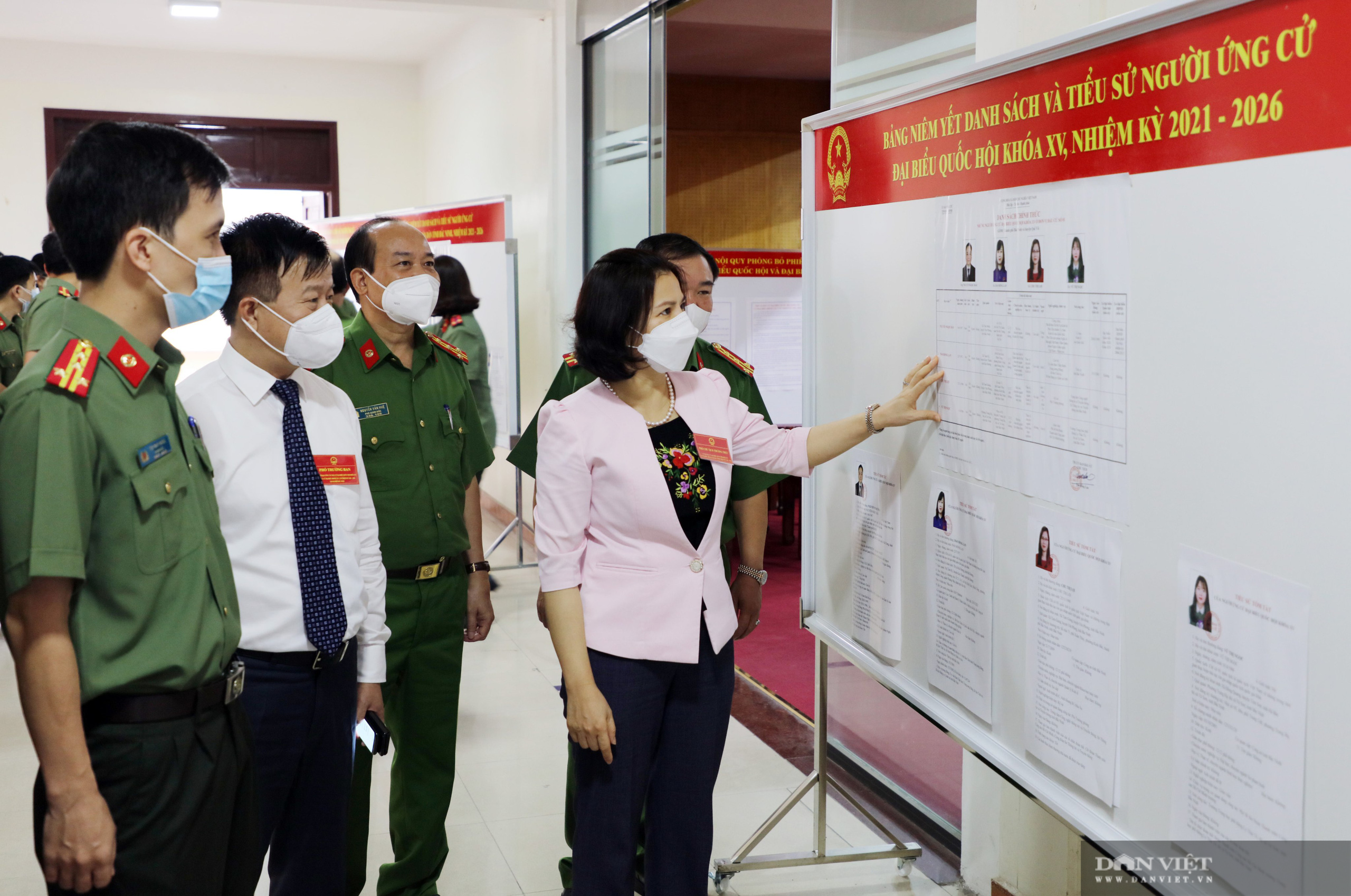 Bắc Ninh: Ngày bầu cử đặc biệt lịch sử trong khu cách ly Covid-19 - Ảnh 10.