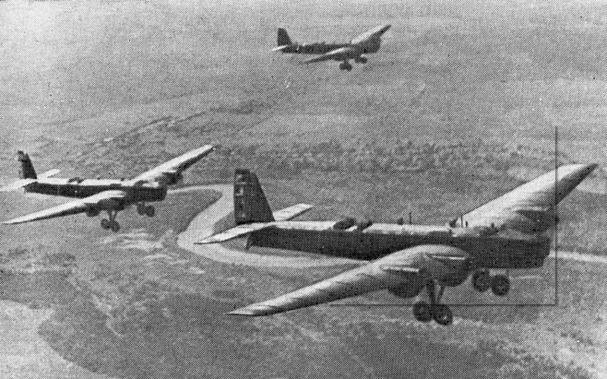 Bao nhiêu phi công Liên Xô hy sinh cho Trung Quốc trong kháng chiến chống Nhật? - Ảnh 1.