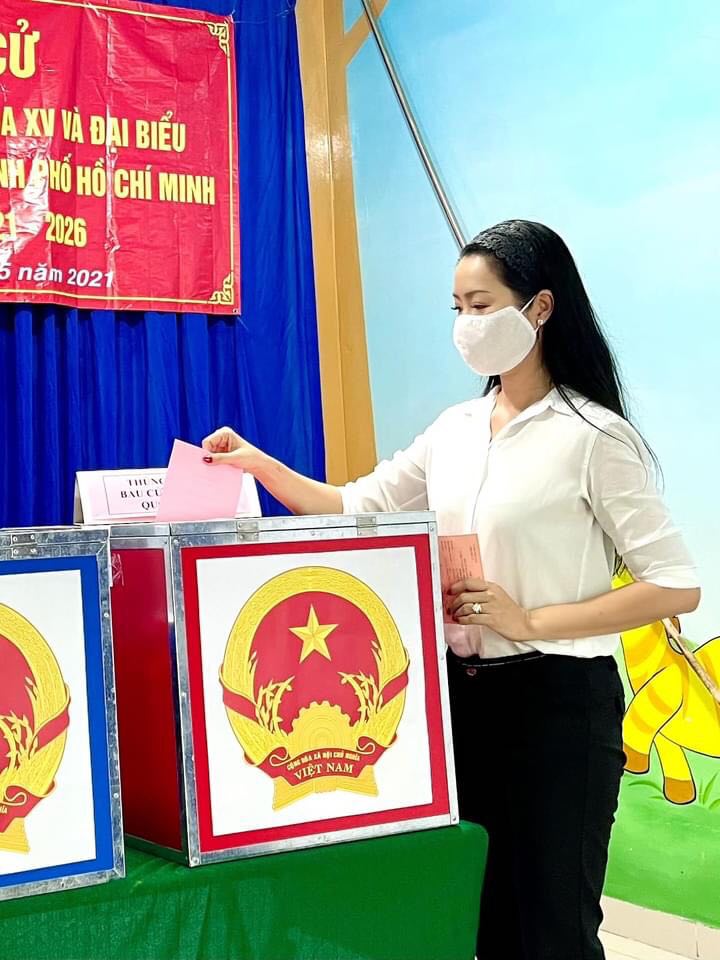 NSƯT Xuân Bắc, NSND Thu Hà và các nghệ sĩ Việt rộn ràng hưởng ứng “Ngày hội toàn dân” - Ảnh 6.