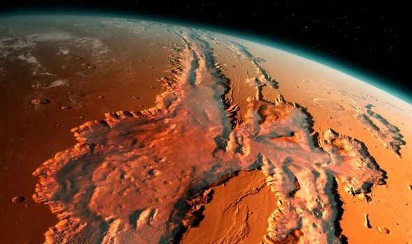 Tàu thăm dò của NASA tìm thấy muối hữu cơ trên sao Hỏa - Ảnh 2.