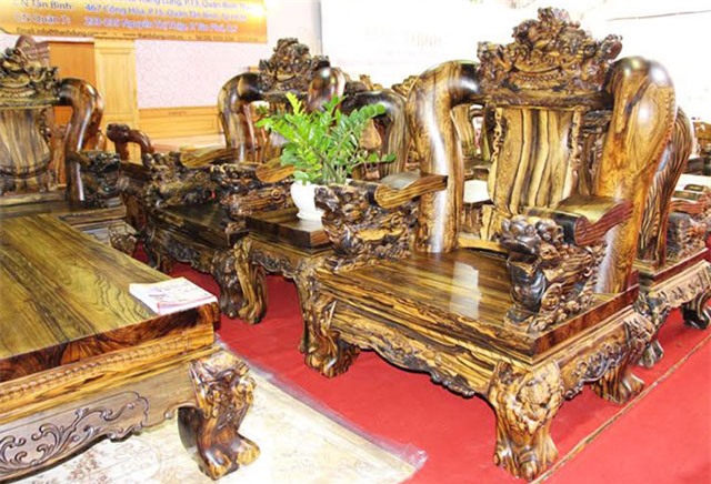 Những &quot;kiệt tác&quot; bàn ghế kỳ lân tiền tỷ được đại gia Việt ráo riết săn lùng - Ảnh 1.