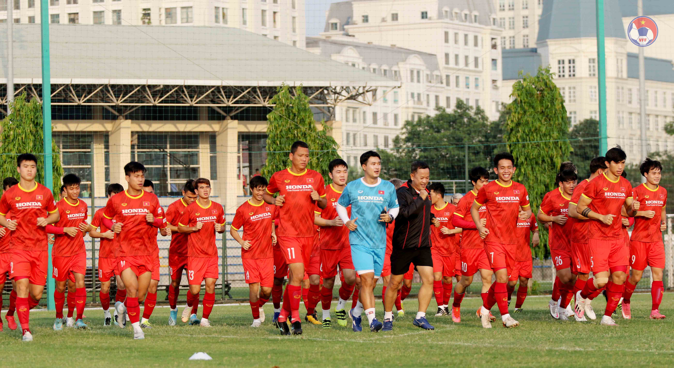 HLV trưởng Park Hang-seo công bố danh sách 29 cầu thủ ĐT Việt Nam thi đấu Vòng loại World Cup tại UAE - Ảnh 9.
