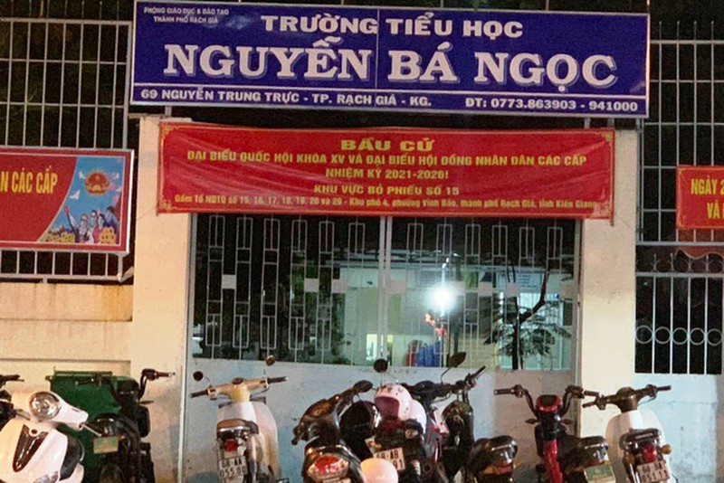 Hiệu trưởng chiếm tiền ăn của học sinh: &quot;Trường học không phải nơi kiếm chác&quot;