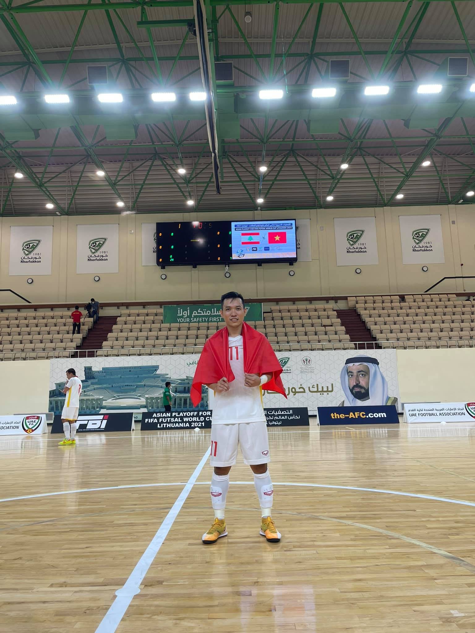 Giành vé dự World Cup, tuyển thủ futsal Việt Nam tâm sự xúc động! - Ảnh 4.