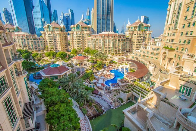 Khách sạn 5 sao đẹp lung linh giữa trung tâm thành phố Dubai  - Ảnh 1.