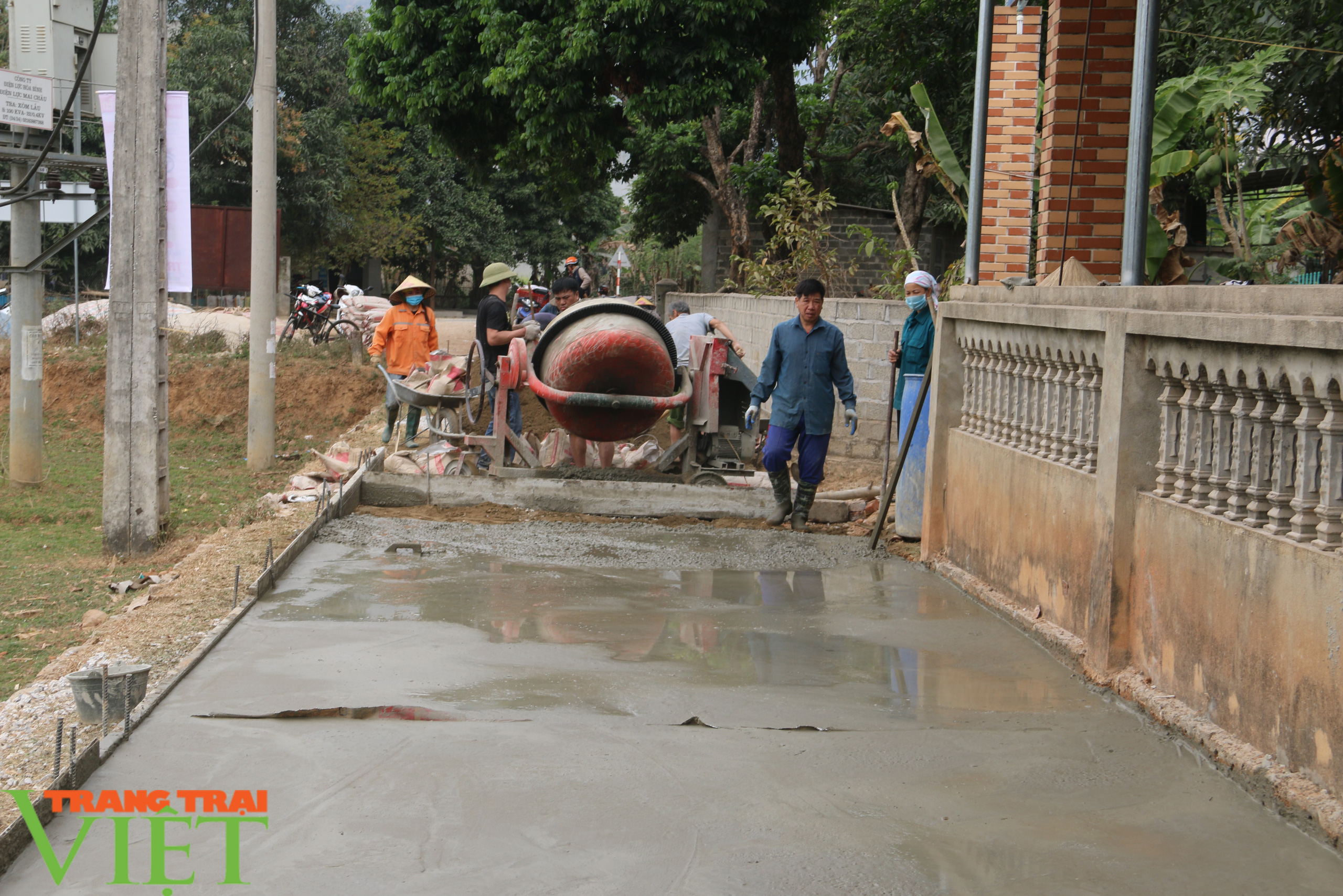 Hội viên nông dân Hòa Bình: Khẳng định vai trò nòng cốt trong XDNTM - Ảnh 5.