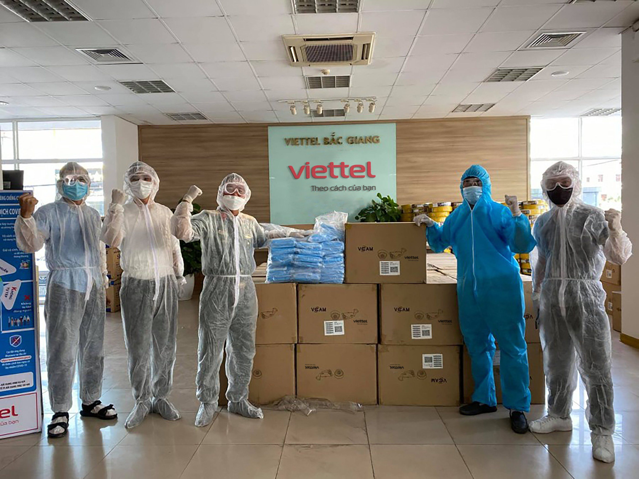 Viettel tặng 100% lưu lượng data cho người dân tại tâm dịch Bắc Ninh, Bắc Giang  - Ảnh 1.