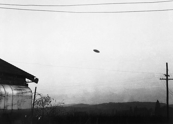 Cơ quan tìm kiếm UFO của Bộ Quốc phòng có thể sẽ được khôi phục sau báo cáo của Lầu Năm Góc - Ảnh 2.